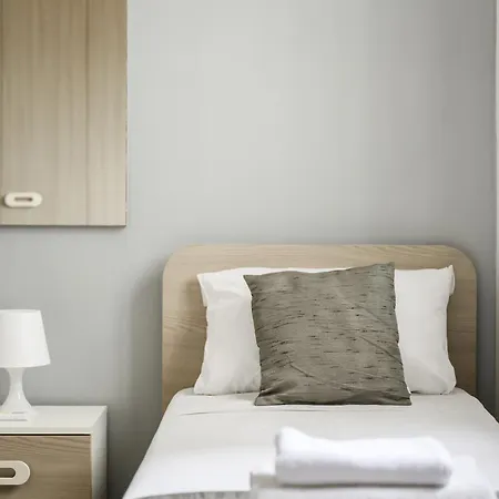 F10 Modern And Bright In Malta *