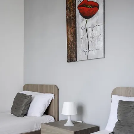 F10 Modern And Bright In Malta Apartamento *