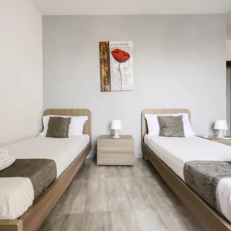 F10 Modern And Bright In Malta *